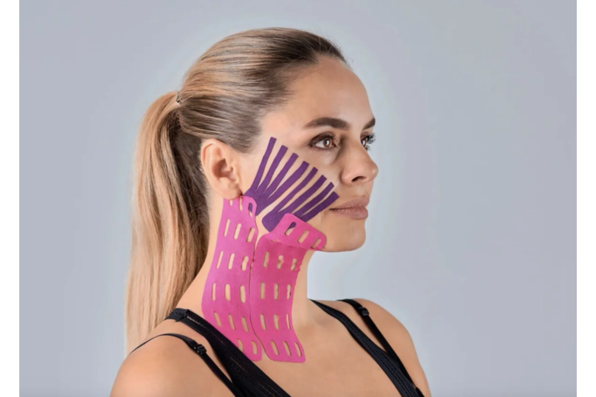 Эстетическое тейпирование лица PRO + Фейсфитнес 2.0 (Сания Абдрахманова, Владимир Пекшев), фото 1 из 1.