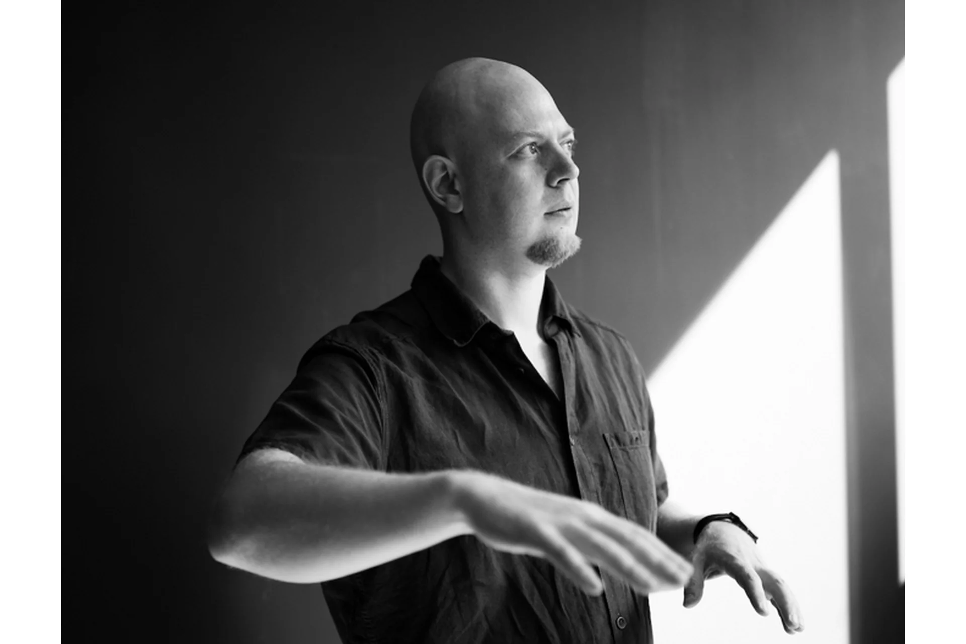 Гипноз-практик (Василий Смирнов), фото 1 из 1.