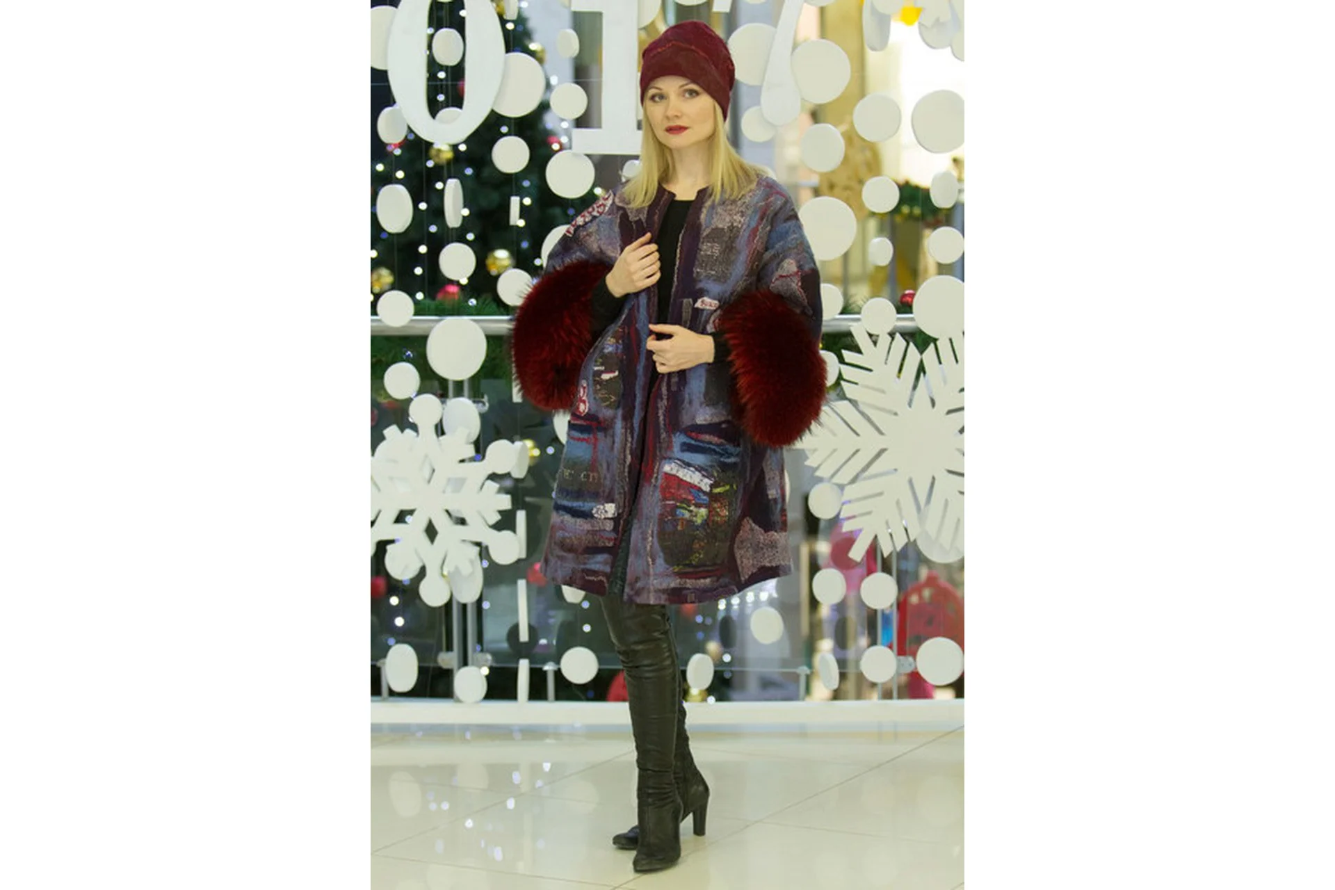 Пальто-кейп (Татьяна Томера, Виктория Иванова), фото 1 из 1.