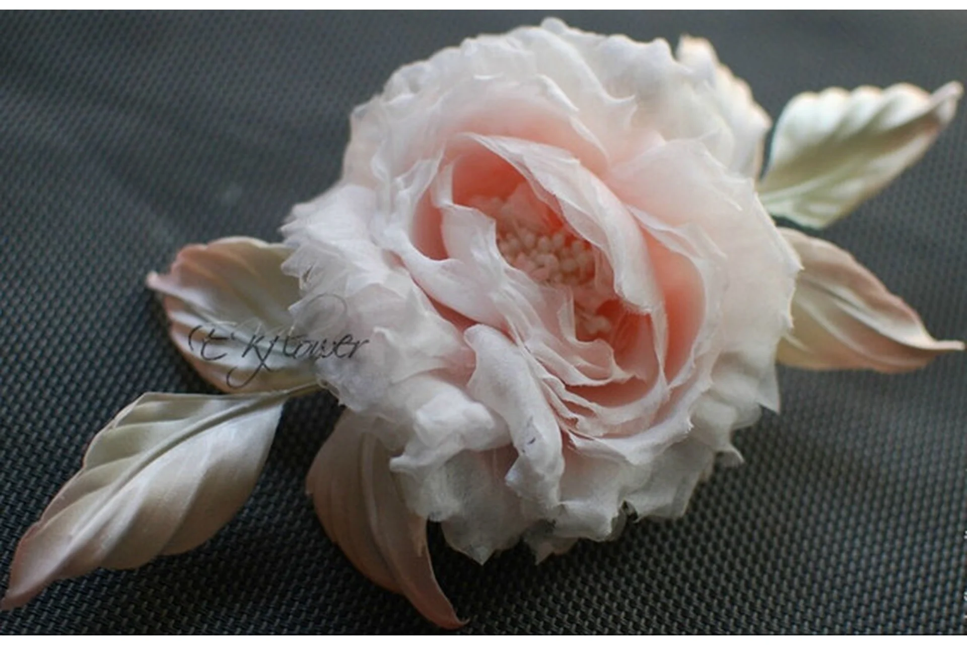 Роза  «Женейя»   (Елена Курицына), фото 1 из 1.