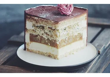 Груша-голубой сыр на ореховом бисквите (Наталья Оленникова)