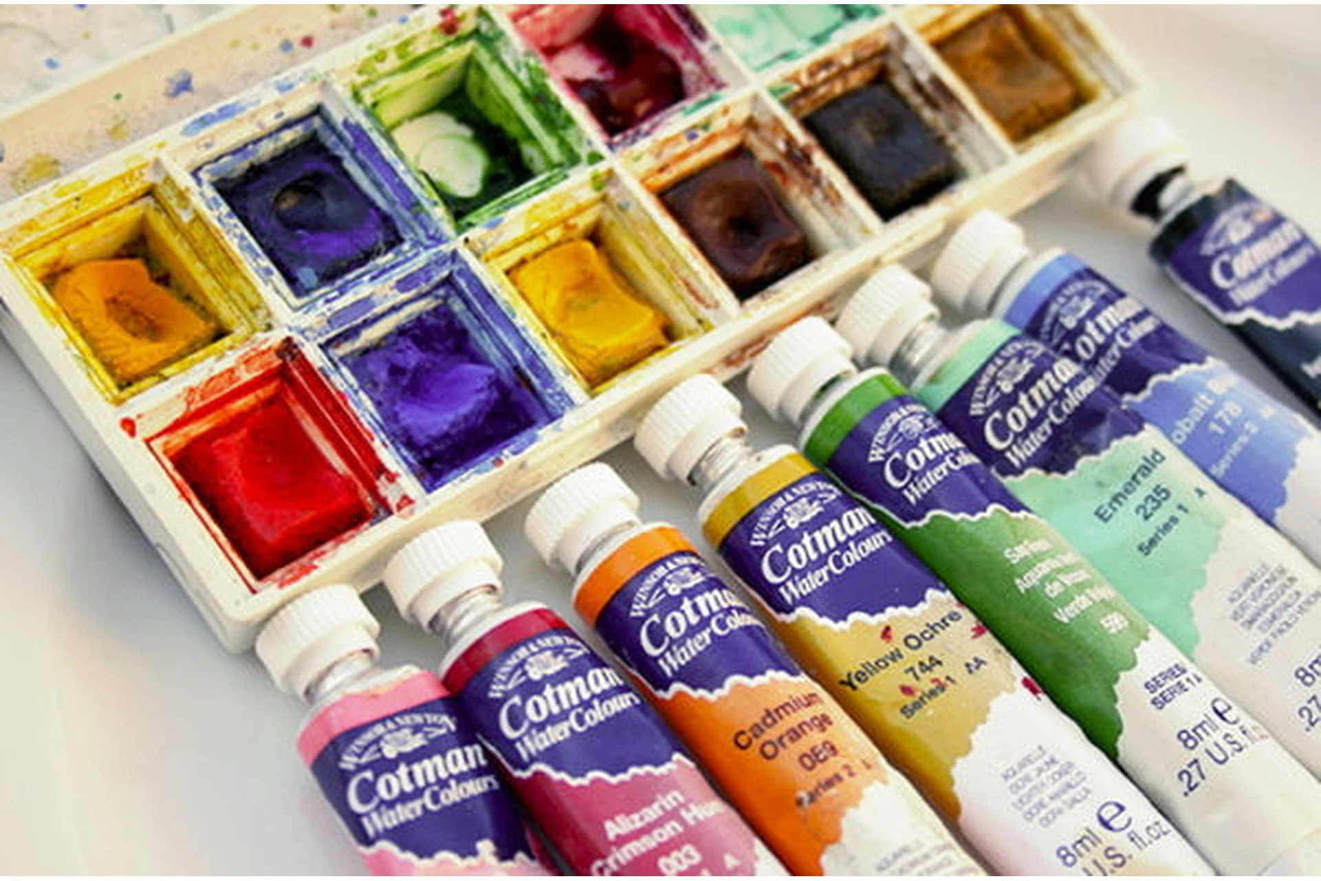 Акварельные мини-портреты «Три брюнетки Франции» (Анна Копылова), фото 1 из 1.