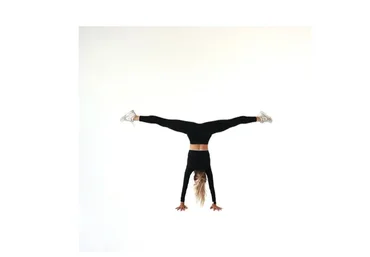 Абсолютная растяжка (Ангелина Крылова)