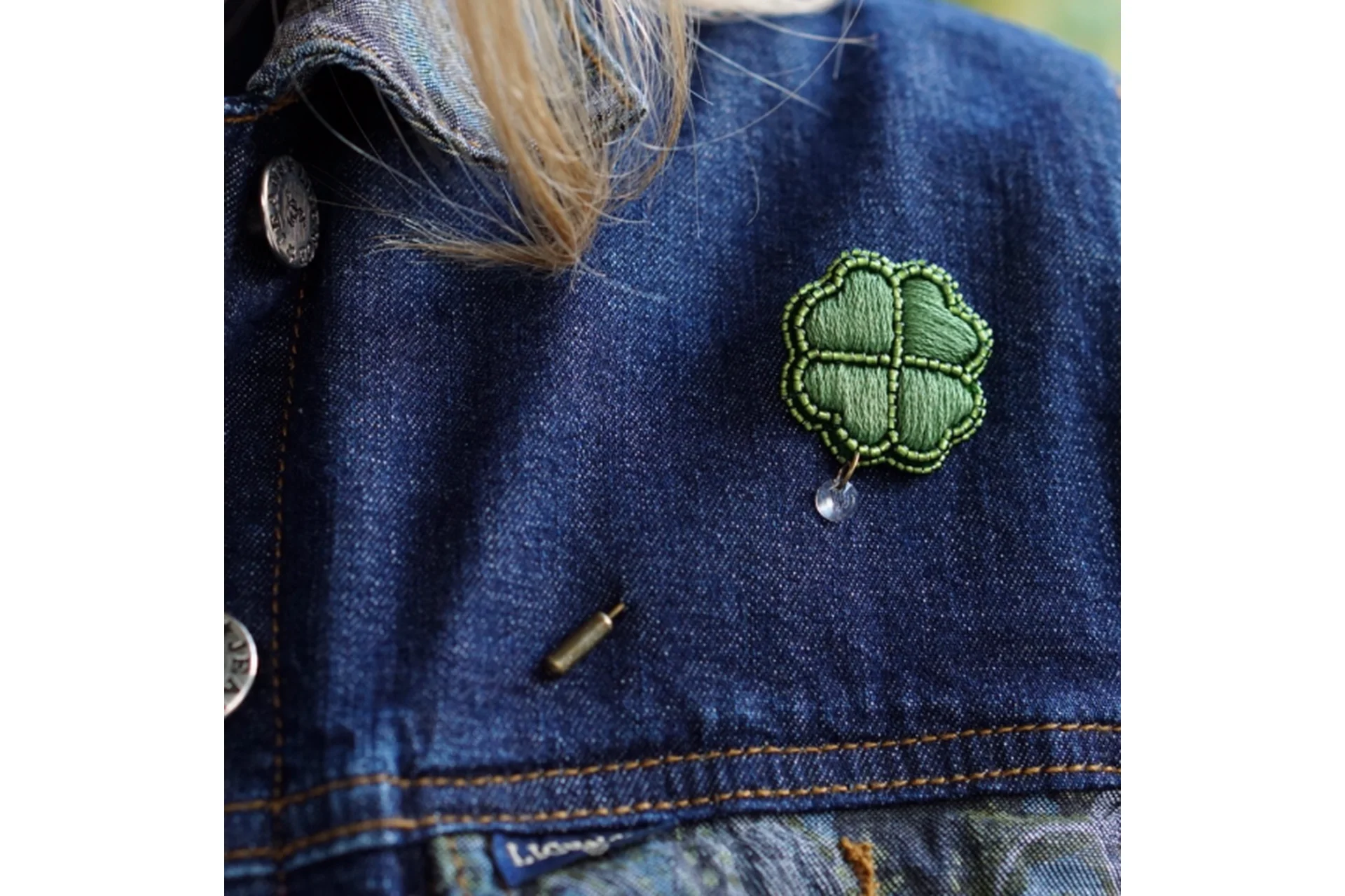 Академия вышивки (Полина Лааманен, Светлана Толстякова), фото 1 из 1.