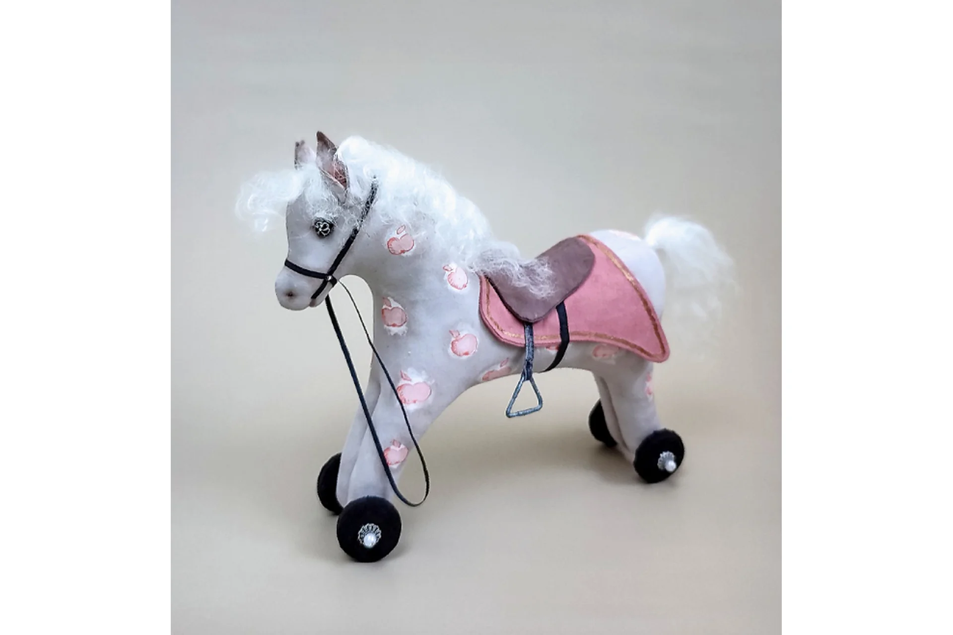 Конь в яблоках - подставка для кукол (Инесса Петухова), фото 1 из 1.