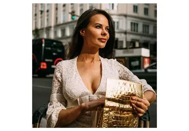 Вперёд и вверх. Как попасть в цель (Марина Велес)