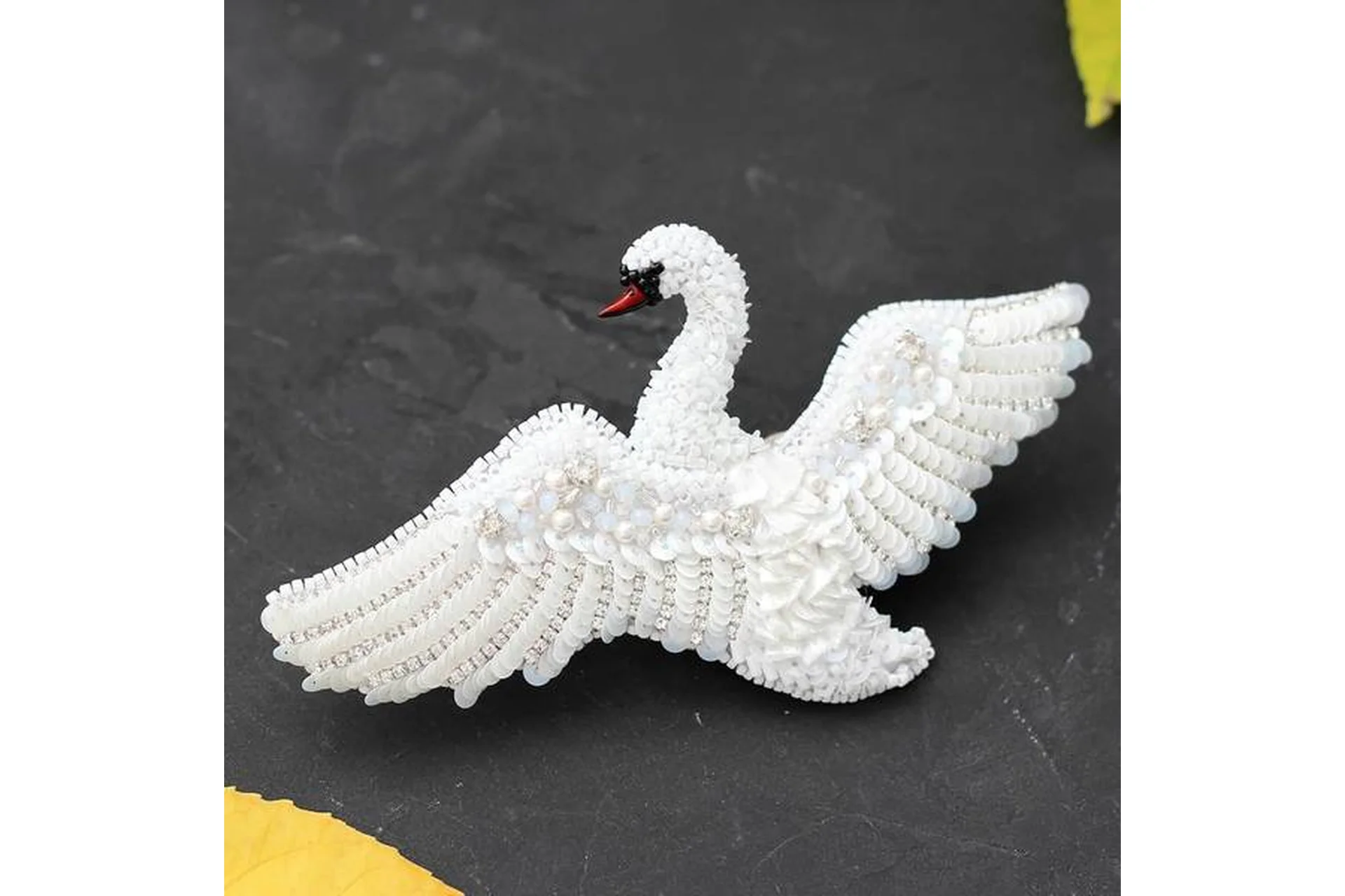 [Christie_jewelry] Брошь «Лебедь» (Кристина Тришева), фото 1 из 1.