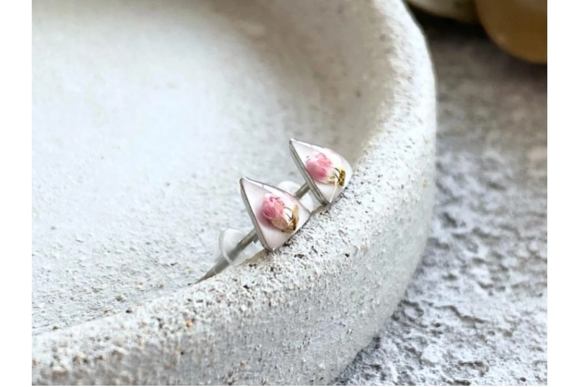 [Glassspace] Курс по созданию и совершенствованию украшений из смолы. Полный курс, фото 1 из 1.