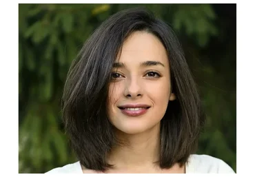 Длина волос до плеч (Полин Ладная)