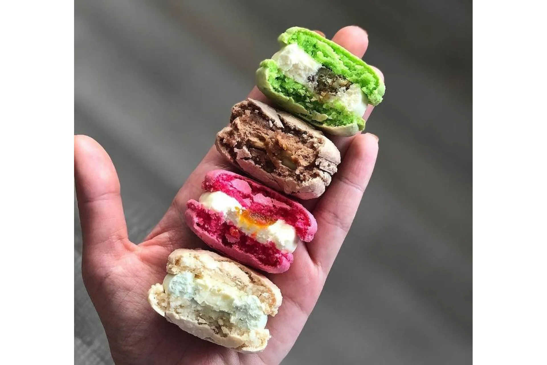Крышки макарон на французской меренге с сушкой (vkus_macaron), фото 1 из 1.