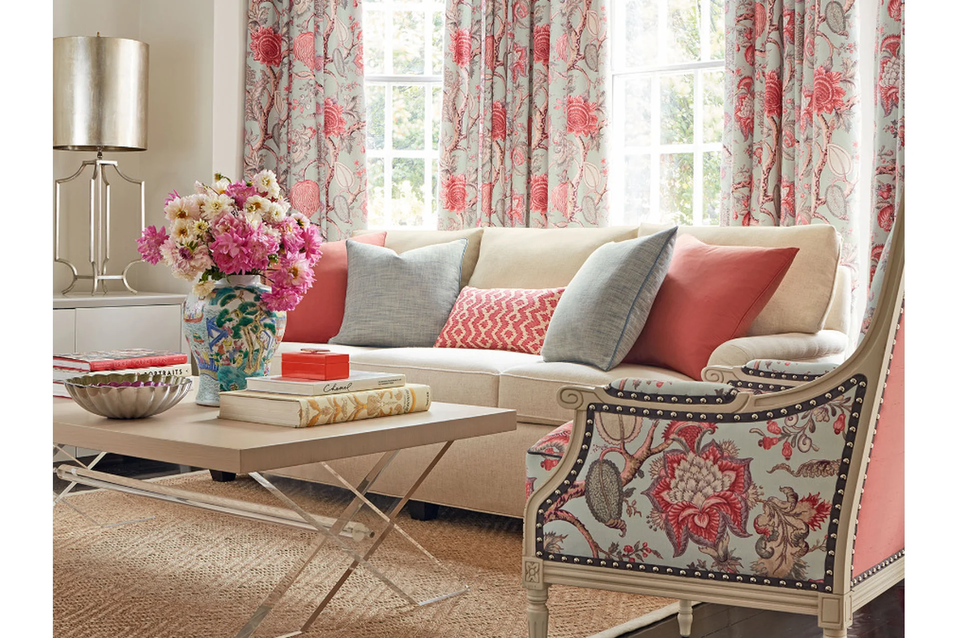 Текстиль и шторы в интерьере: обязательный минимум для дизайнеров и декораторов (Ирина Самохина), фото 1 из 1.