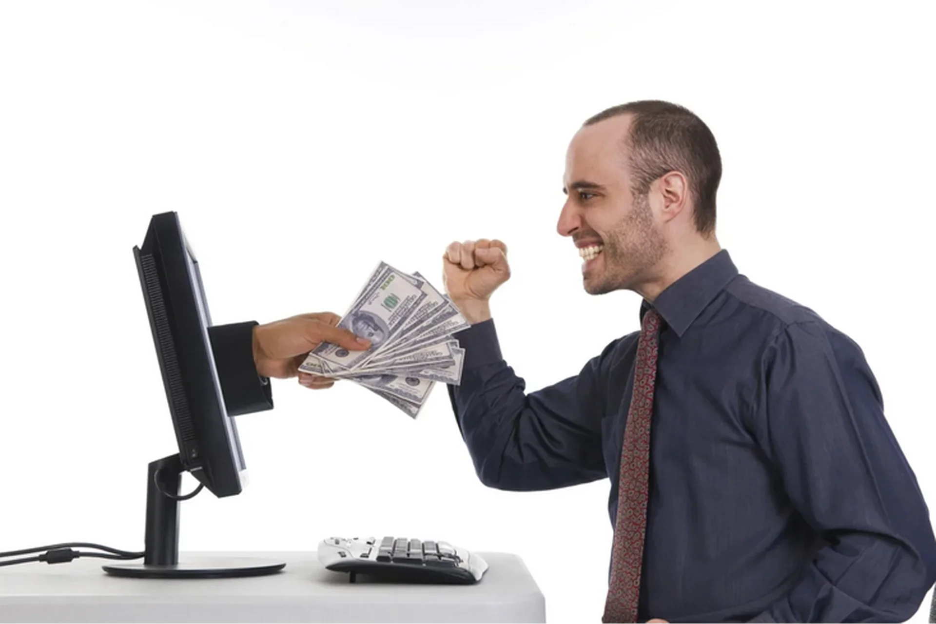 Зарабатывай на сайтах. Мануал по созданию cайтов на копипасте, фото 1 из 1.