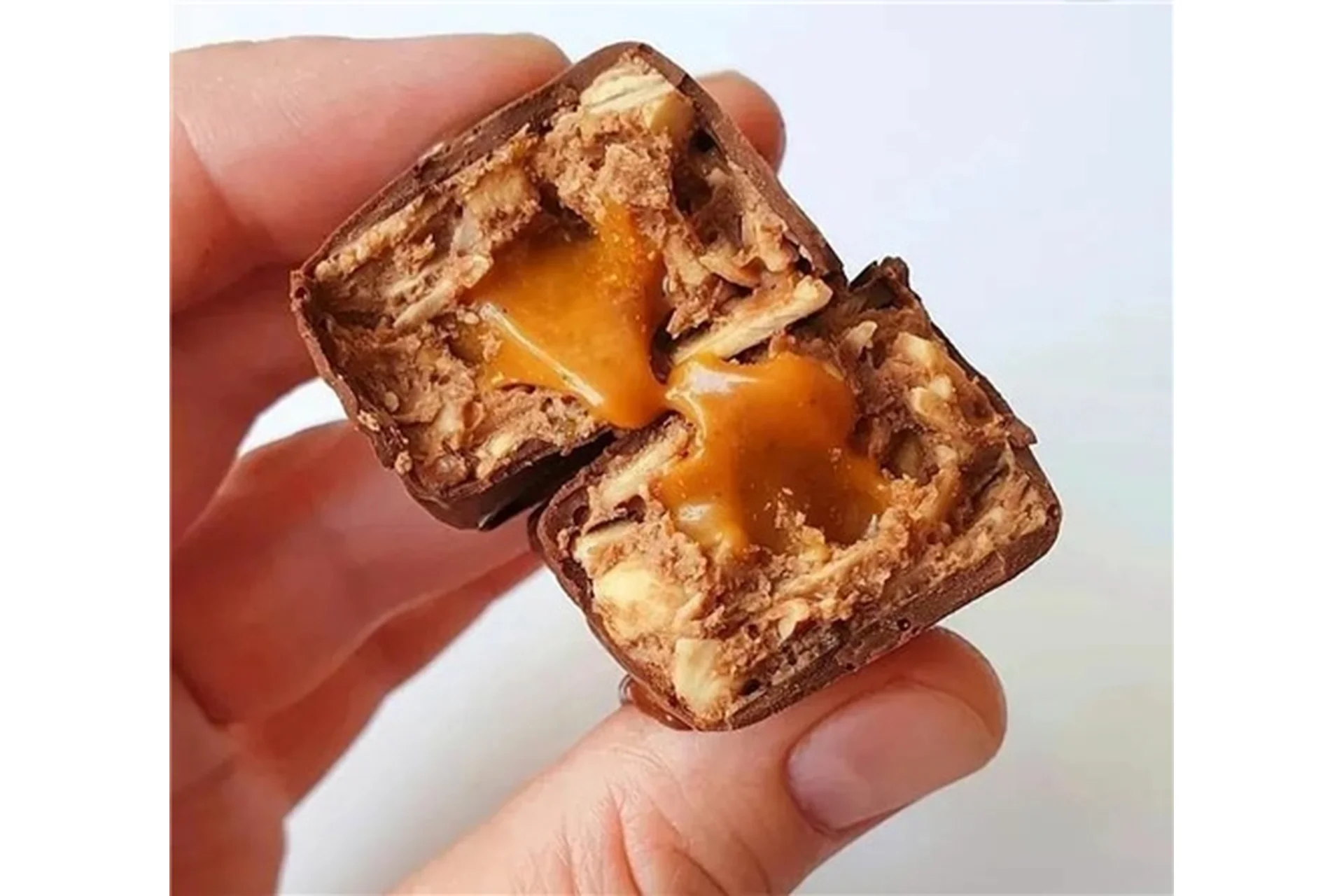 Батончик Рокс с начинкой из сливочной карамели (Ксения Бутолина), фото 1 из 1.