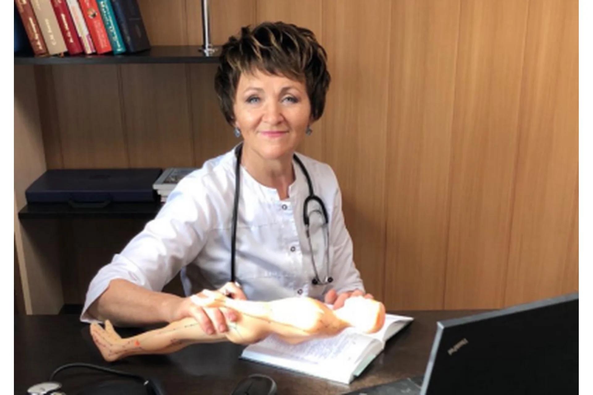 Здоровый кишечник - основа жизни (Светлана Хватова), фото 1 из 1.