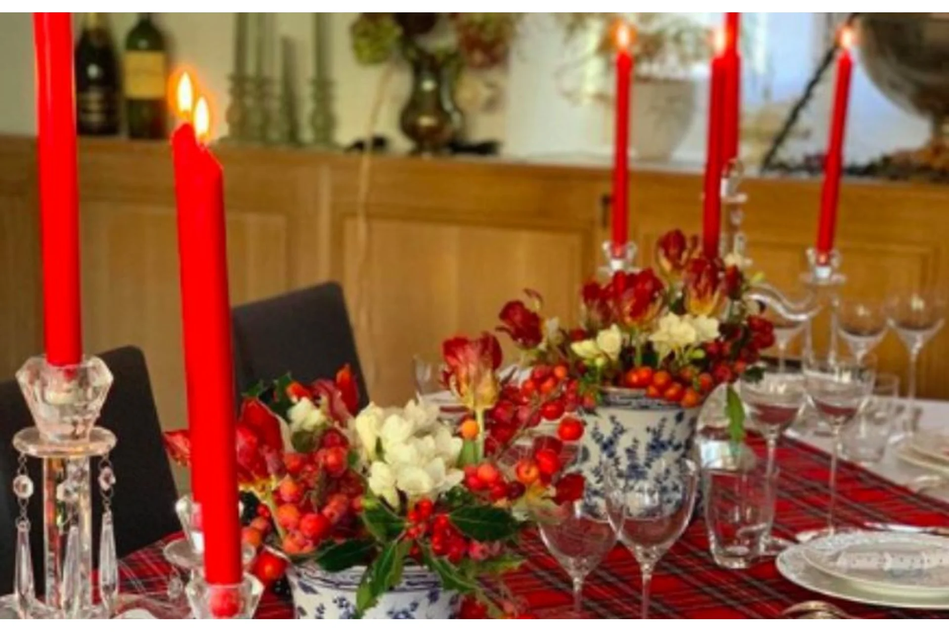 Новогодний стол (Наташа Люккези), фото 1 из 1.