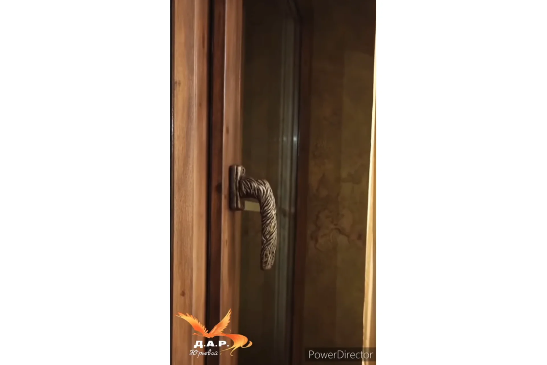 Перекраска пластиковых оконных рам под темное и светлое дерево + 2 бонуса (Елена Юрьева), фото 1 из 1.