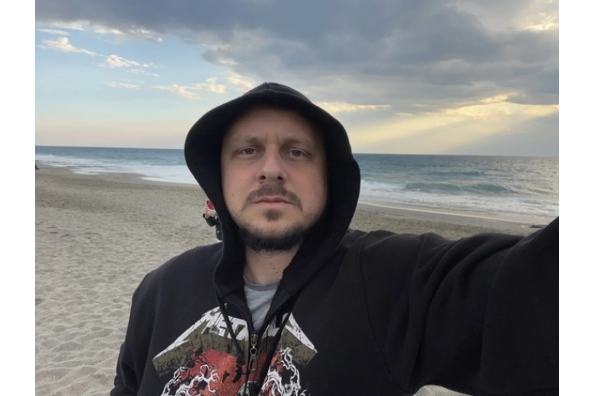 Деньги с микро-воронки (Дмитрий Коренко), фото 1 из 1.