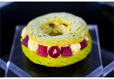 [PastryCampus] Пирожное Пари-Брест с фисташками и малиной (Мария Селянина, Татьяна Сердцева)