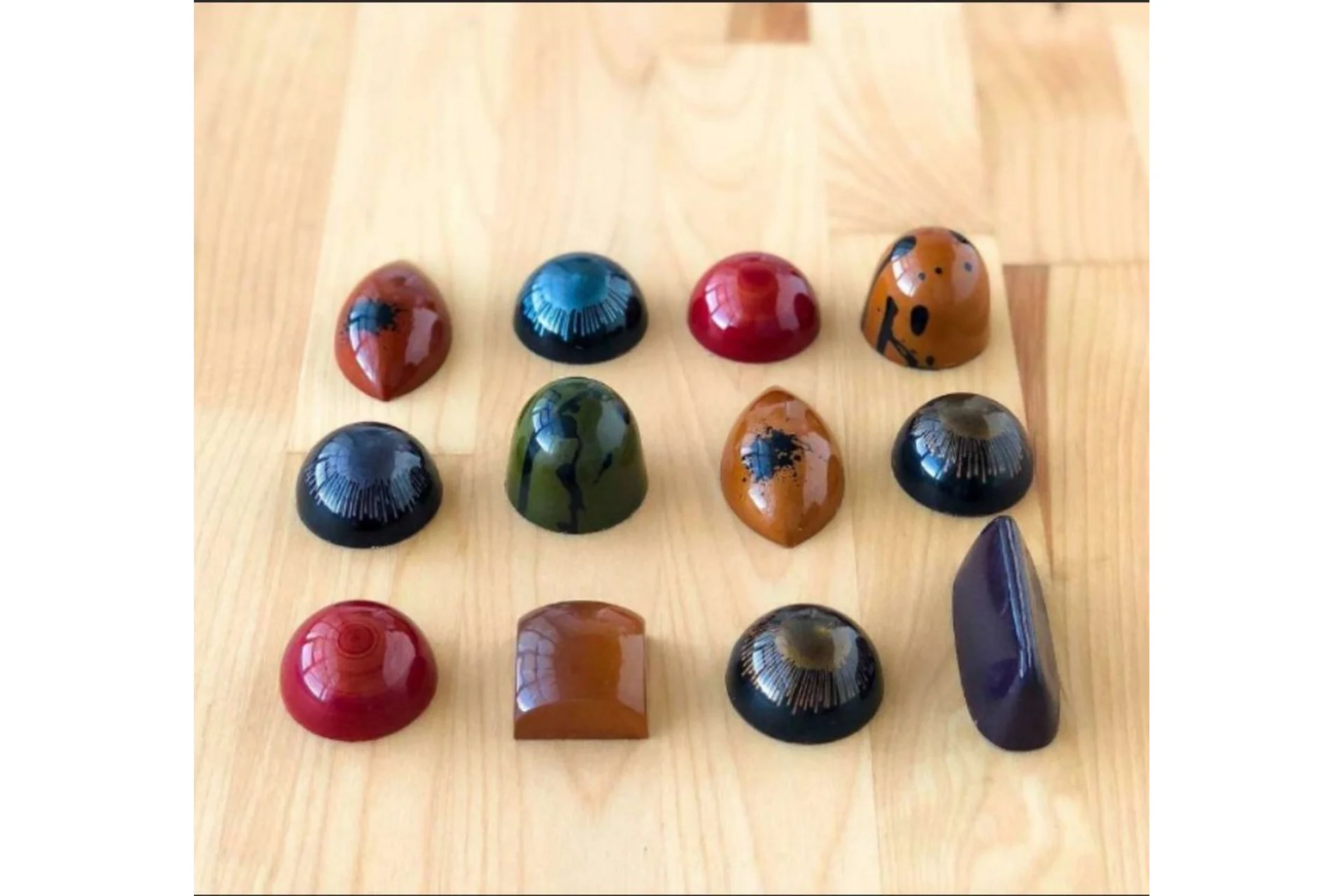 Корпусные конфеты - 10 рецептов (Андрей Канакин, Владислав Панченко), фото 1 из 1.