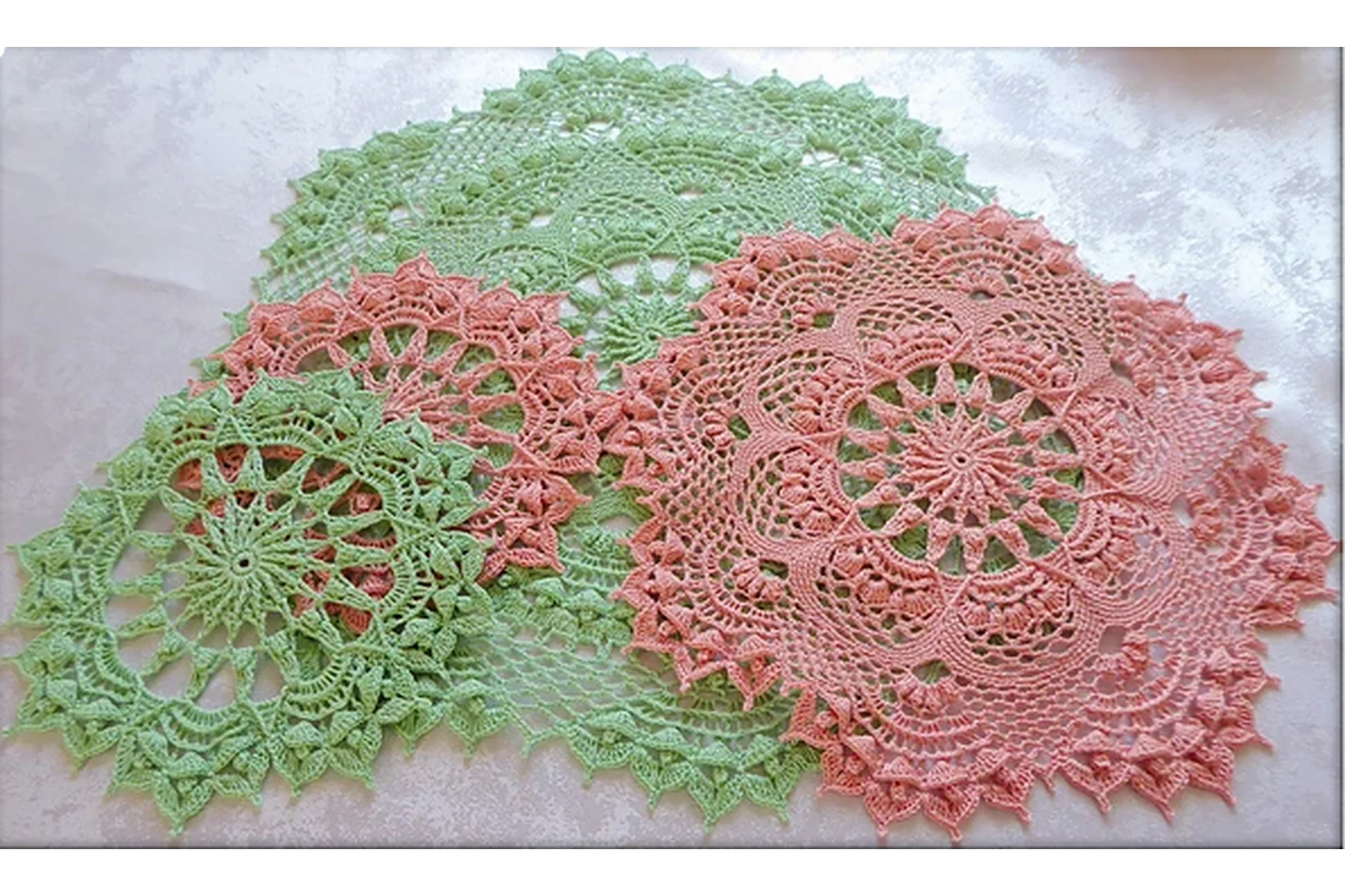 Салфетка «Ella» (Olga Mattheis), фото 1 из 1.