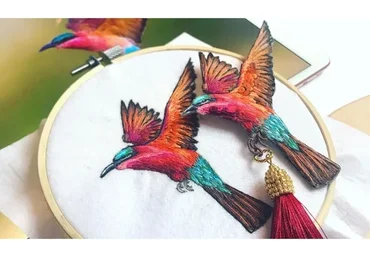 [Студия Твори] Курс по вышивке броши «Щурка»