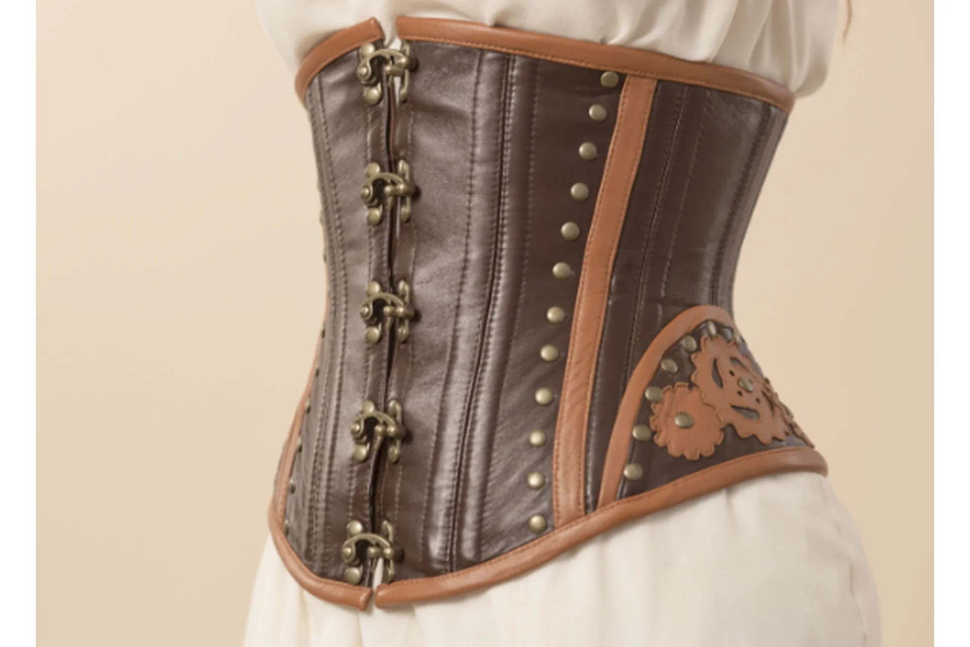 [Академия Корсета] Кожаный Корсет в Стиле «Стимпанк» (Ирина Михайлова), фото 1 из 1.