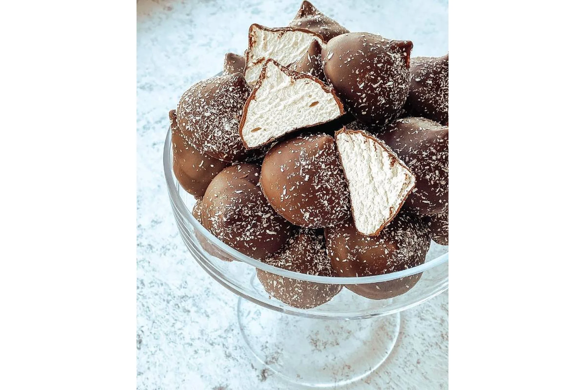 Зефирные бомбы в шоколаде (Ксения Нохрина), фото 1 из 1.