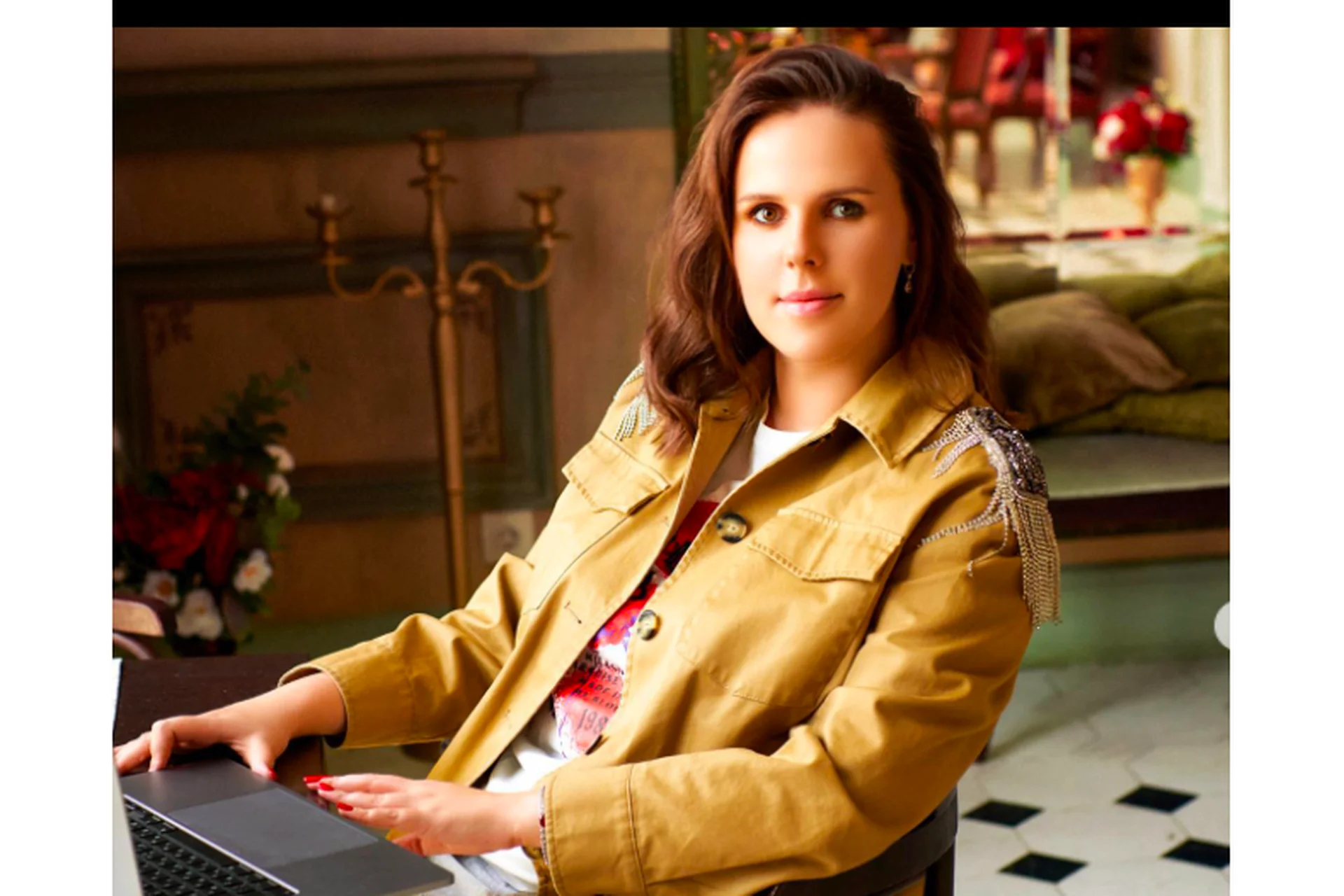 [Vesperfin] Практикум. Пишем стратегию  (Арина Веспер), фото 1 из 1.