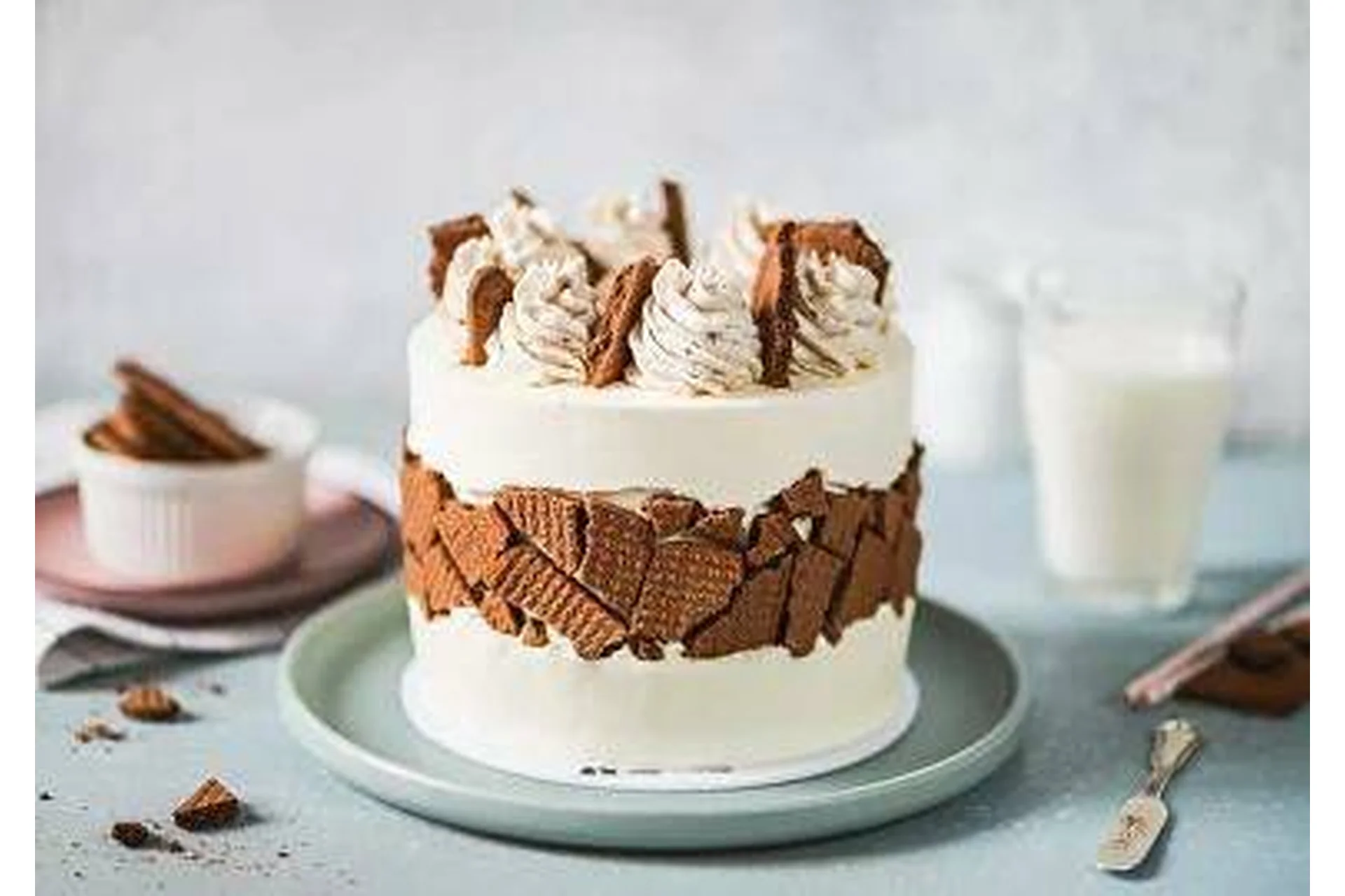 [Alina2cake School] Декорирование тортов 2023. Тариф Самостоятельно (Алина Ахмадиева), фото 1 из 1.