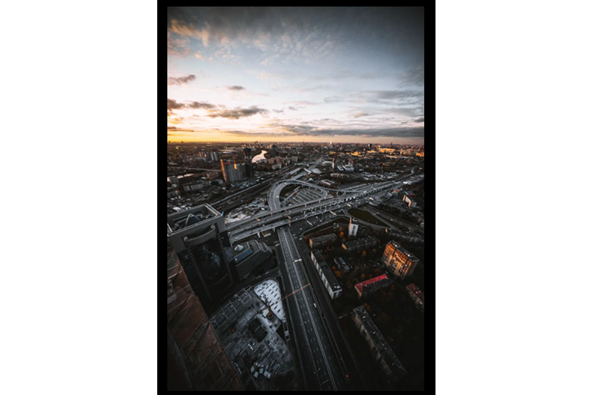 [19tones] Городские пресеты Mos City III для стрит-фотографии, фото 1 из 1.