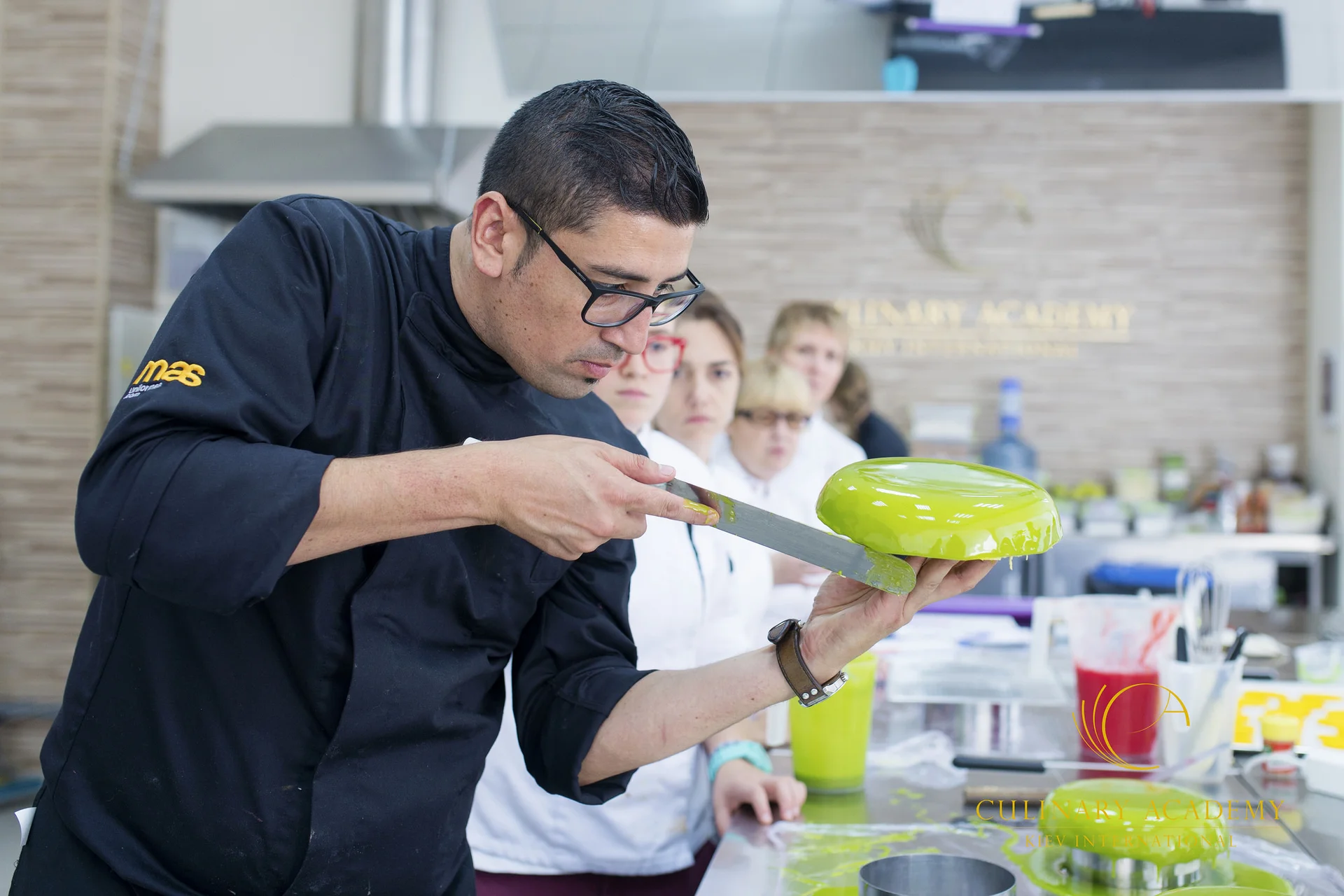 [KICA] Торты, тарты и кексы. Запись 3 дневного  курса (Ханс Овандо), фото 1 из 1.