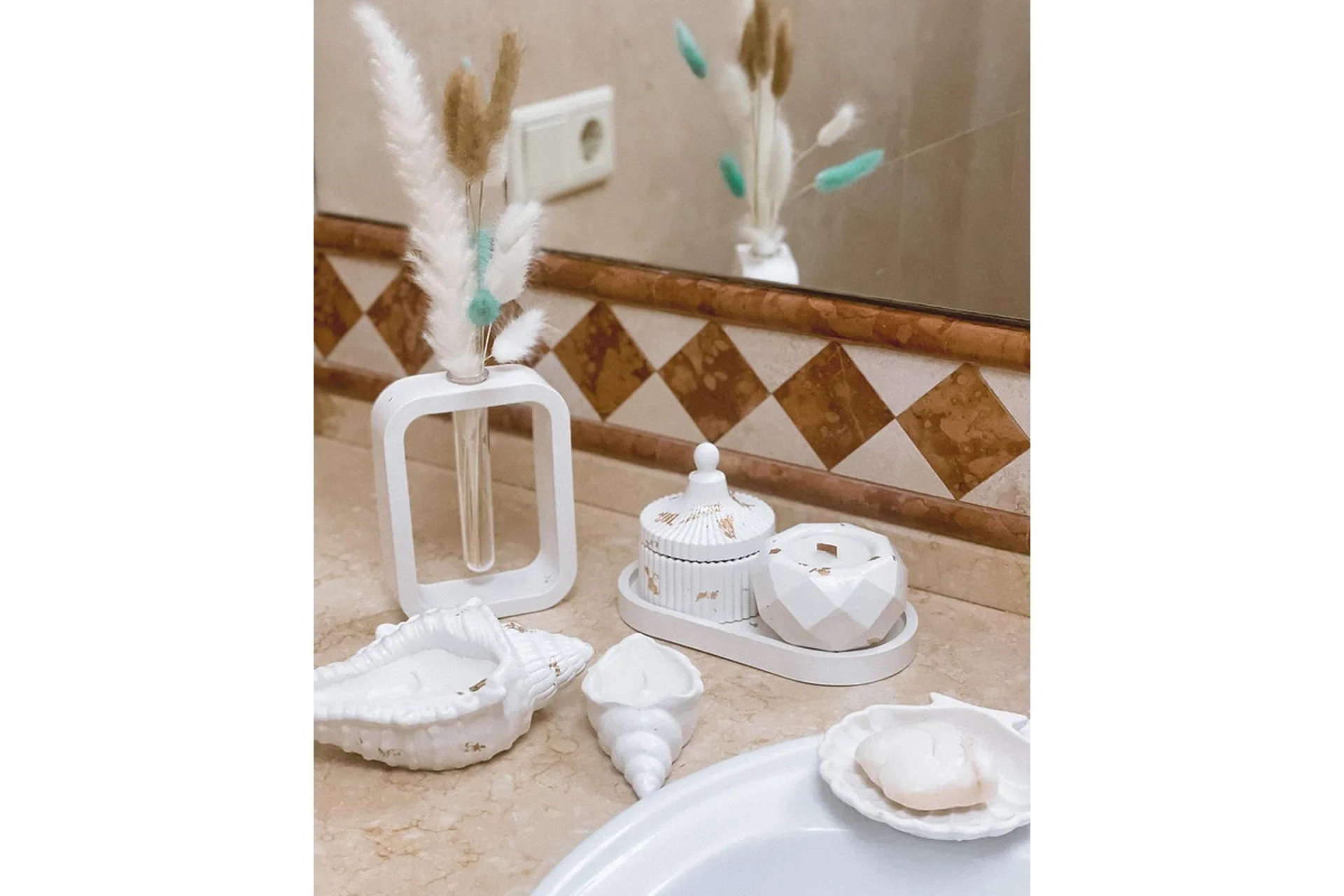 Бизнес на гипсе с нуля (Заррина Джагопарова), фото 1 из 1.