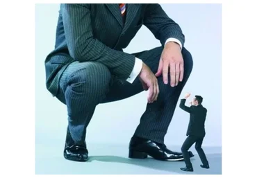 Как перестать бояться общаться с высоко статусными людьми, 2017 (Людмила Юсупова)