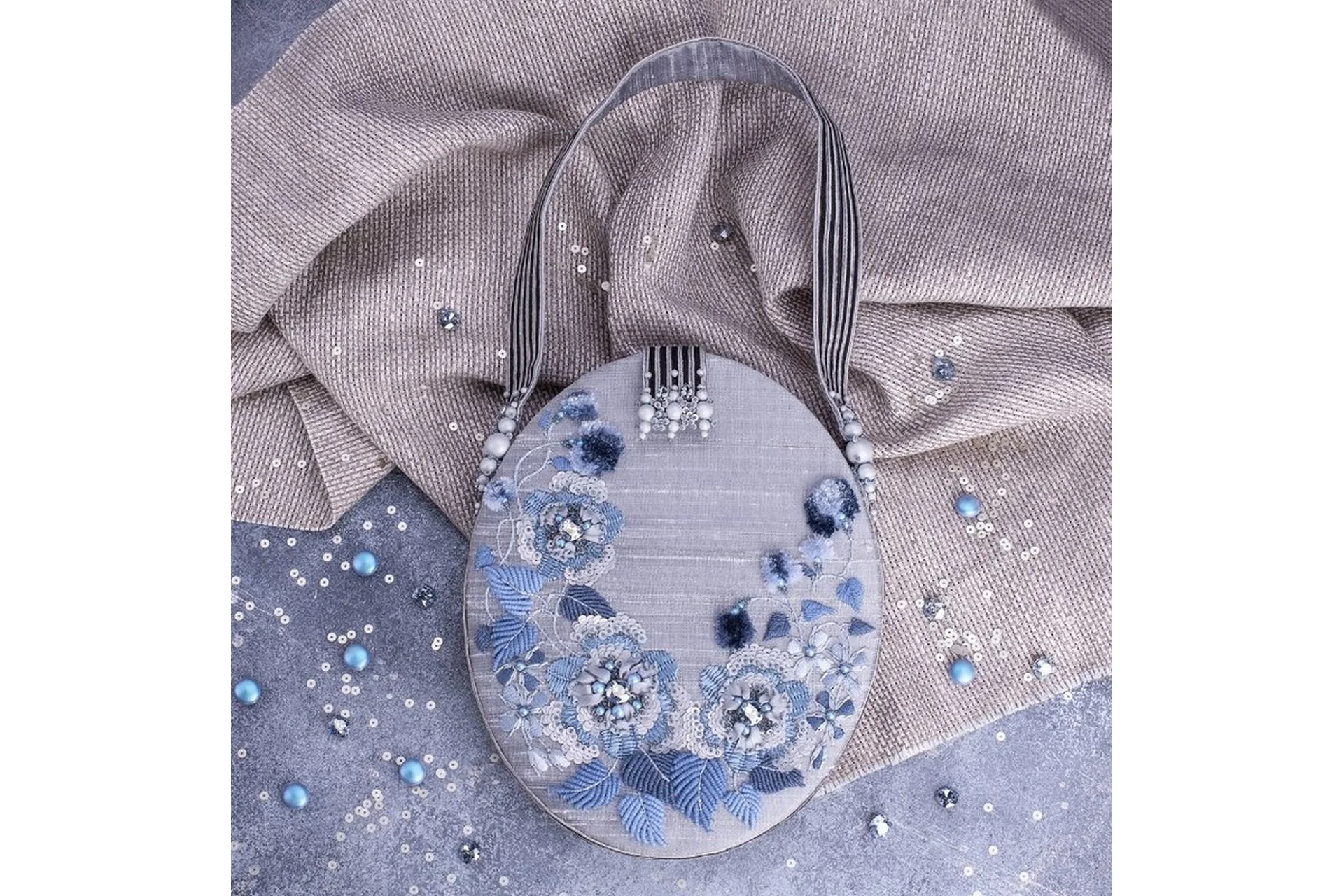 Сборка сумочки Shades of Monochrome (Ирена Гаша), фото 1 из 1.