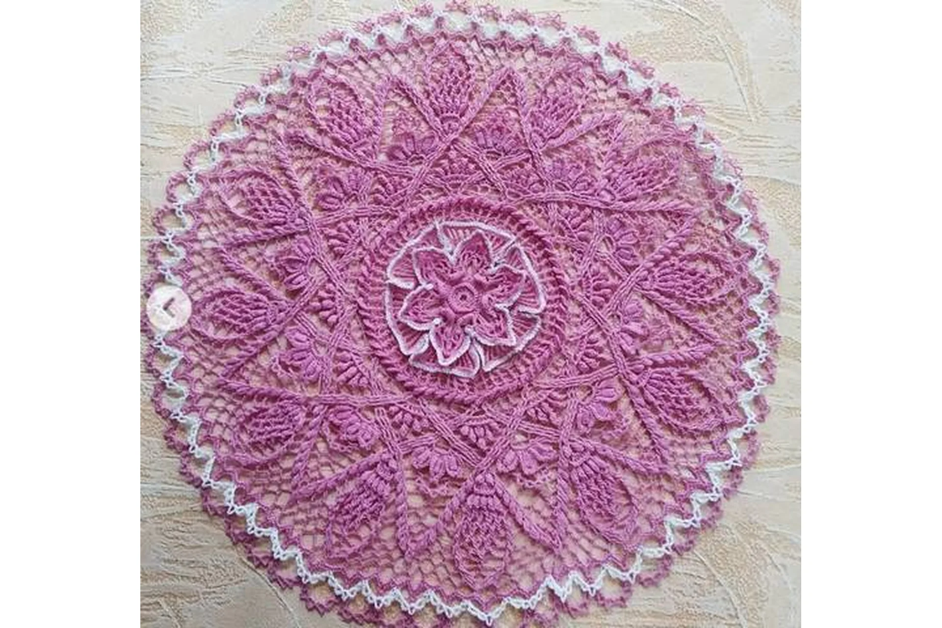 Салфетка «Раиса» (Тамара Ганжа), фото 1 из 1.