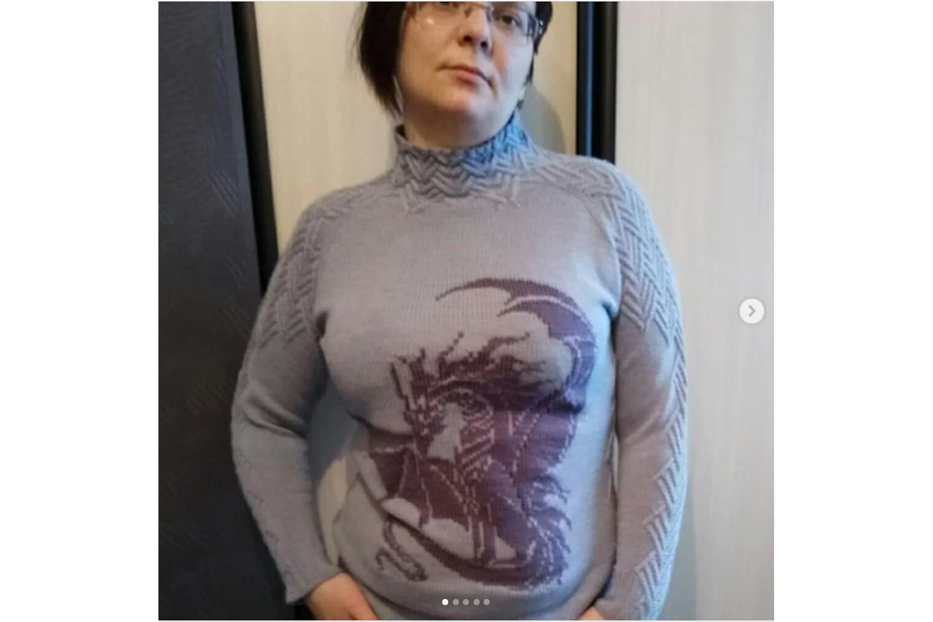 Женский свитшот «Dragon». Размеры 42-54 (Ольга Мотриченко), фото 1 из 1.