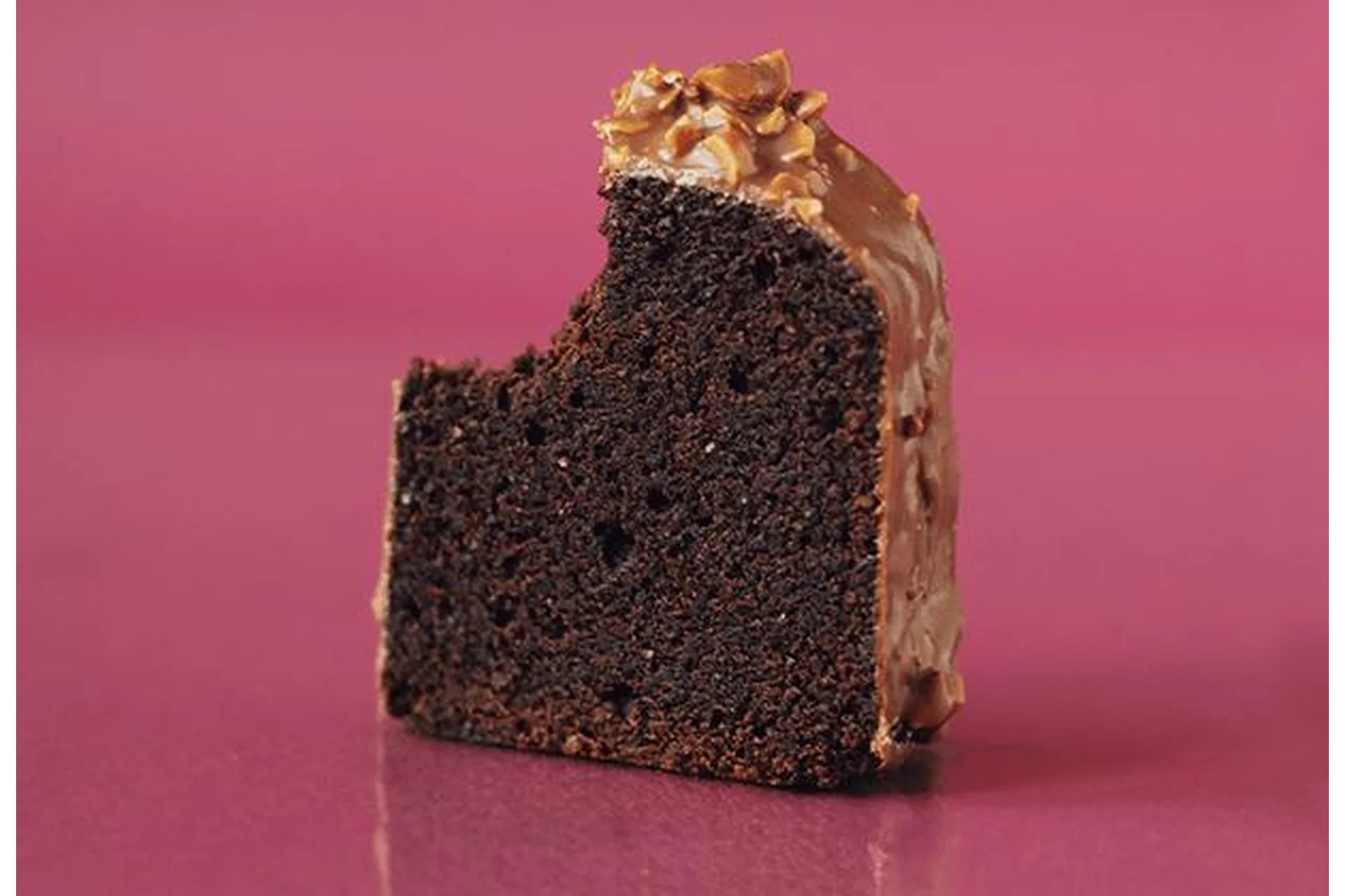 Шоколадно-ореховый кекс. Теория бисквитного теста и процессов выпекания (Виктория Мельник), фото 1 из 1.