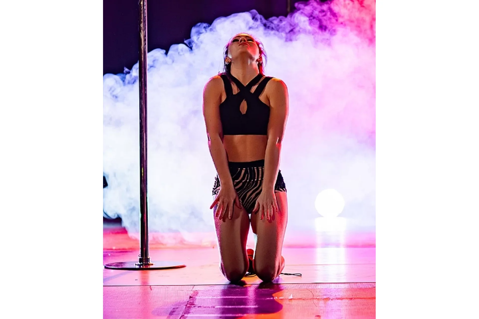 [Studiofeelings] Курс Exotic Pole Dance продолжающие. Level 2 (Елизавета Лоу), фото 1 из 1.