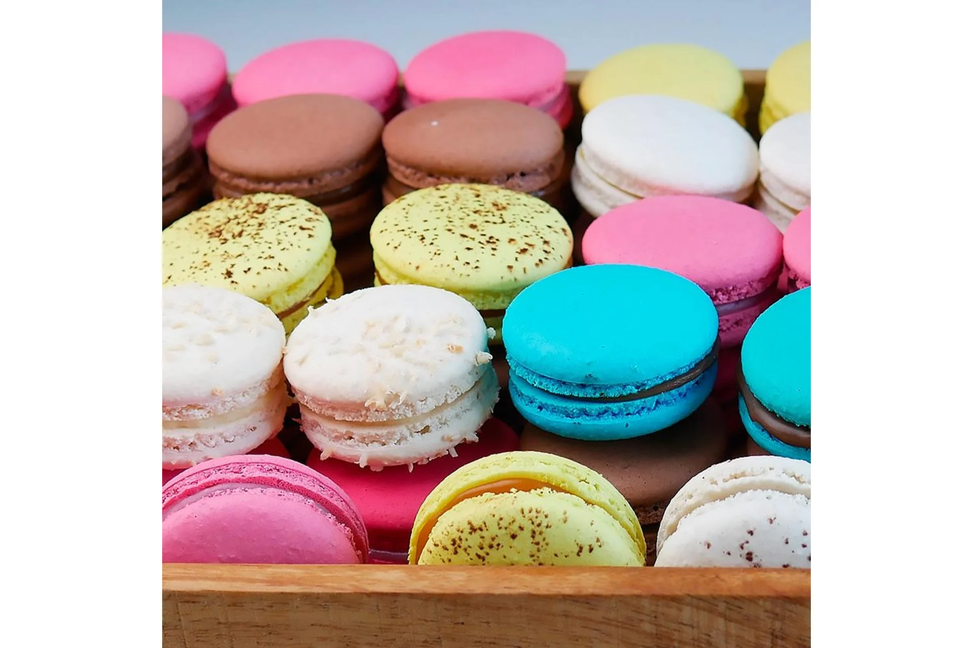 [Pastry School] Нежнейшие пирожные «Макарон» + 6 вкуснейших начинок, фото 1 из 1.