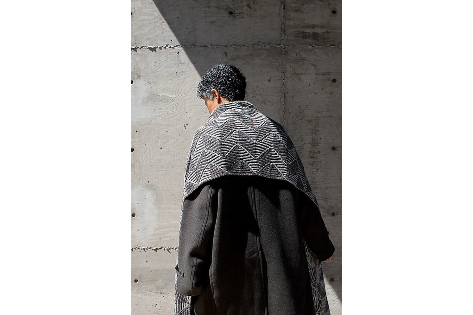 [Вяжи.ру] Двухцветный палантин Anadolu, фото 1 из 1.