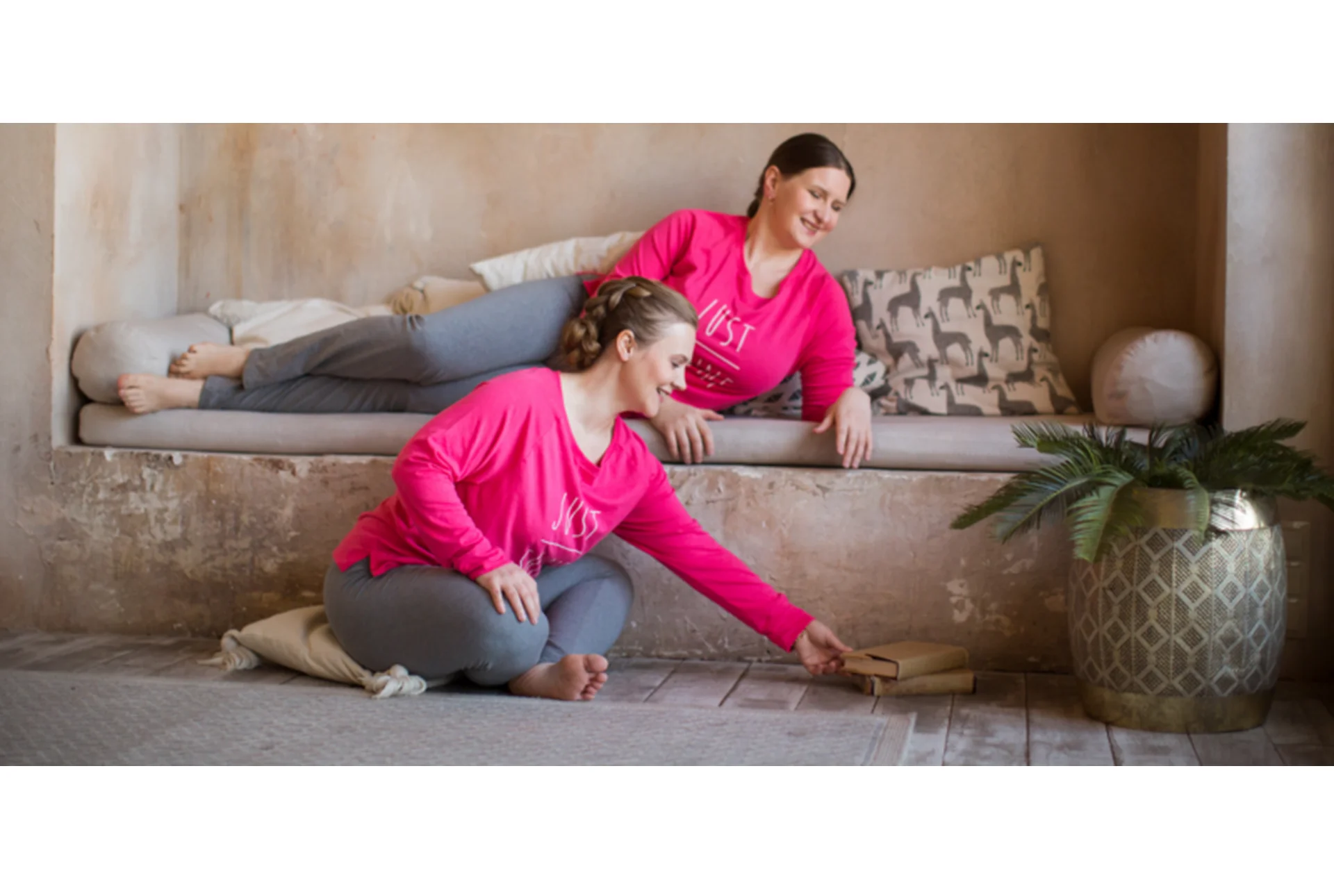 [adama.yoga] Йогатерапия опущений. Тариф Без поддержки (Мария Марковская, Оксана Герасимова), фото 1 из 1.