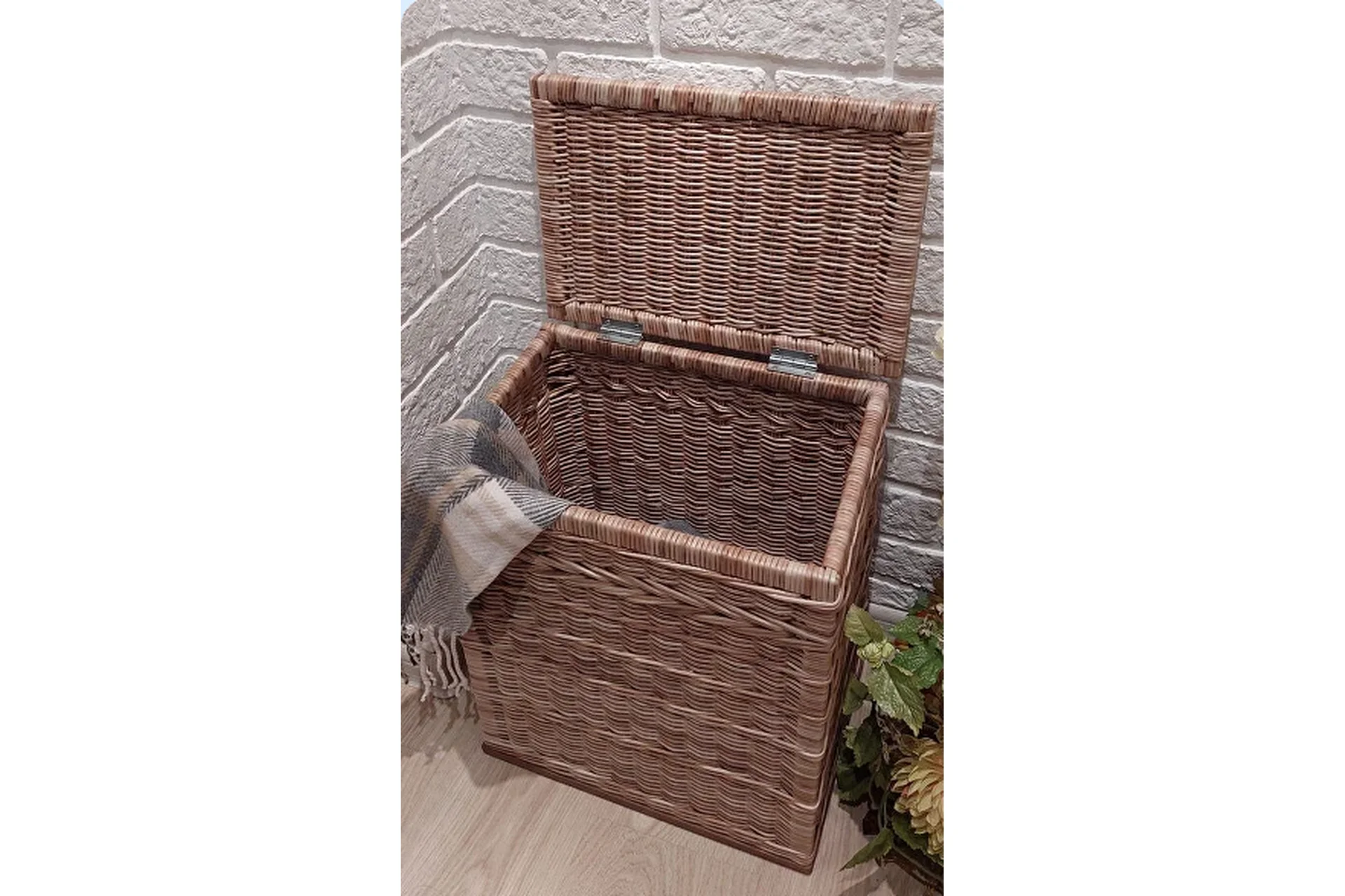 [Lozamaster] Бельевой короб (Наталия Демидченко), фото 1 из 1.