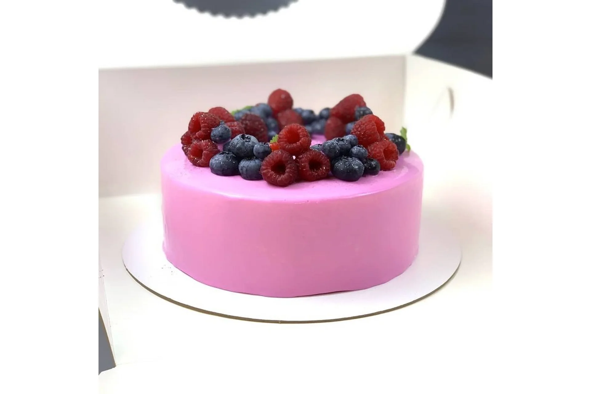 Полезные муссовые торты (Илона Бербер), фото 1 из 1.