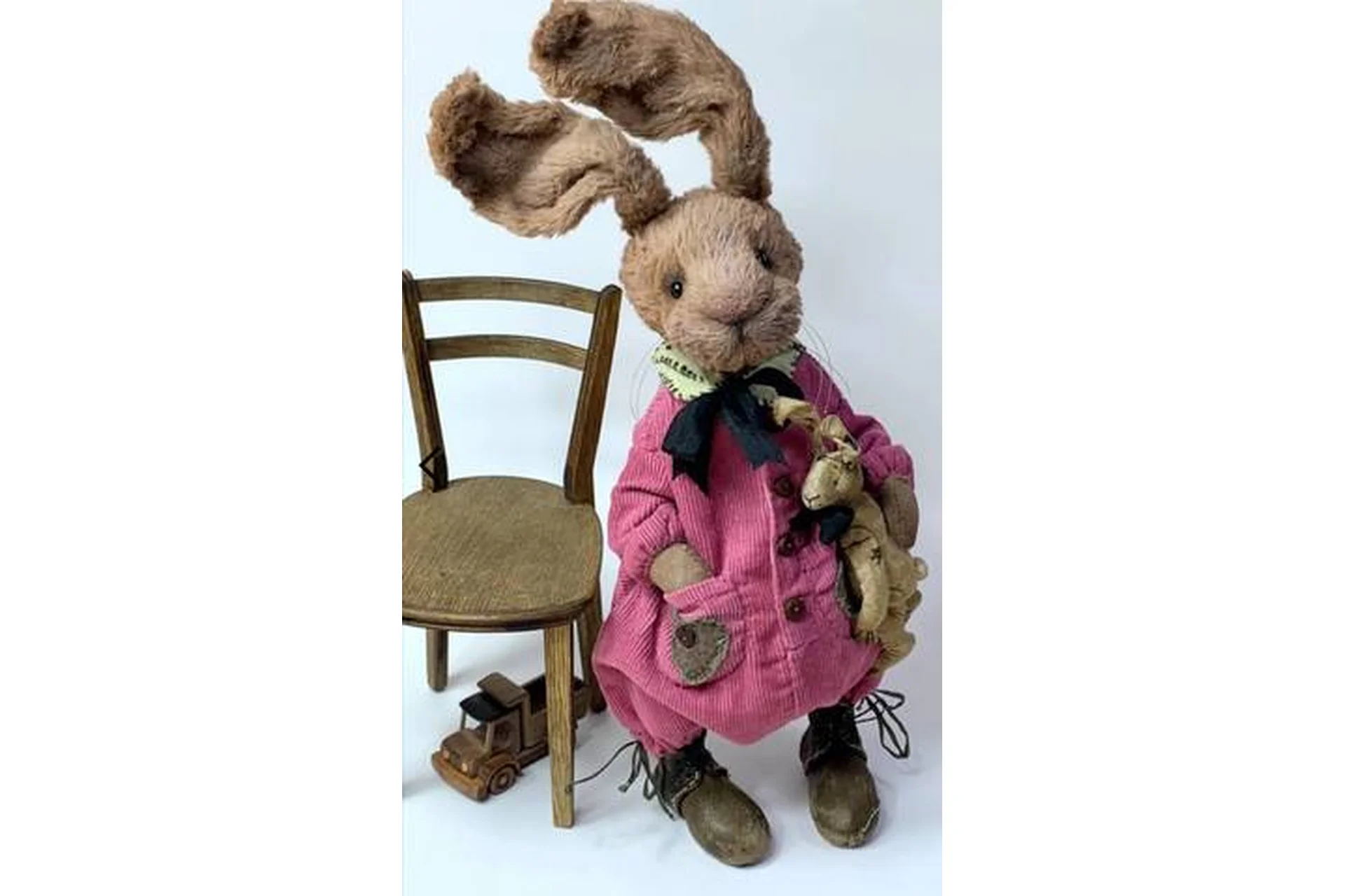 Мартовский заяц Мартин (Лариса Перелыгина), фото 1 из 1.