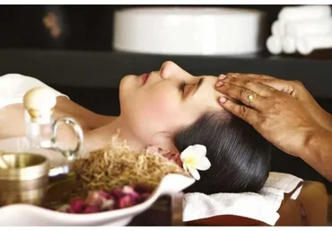 Нaсa Гaлaнa - специальнaя Aюрведическaя процедура очищения (Шивa)