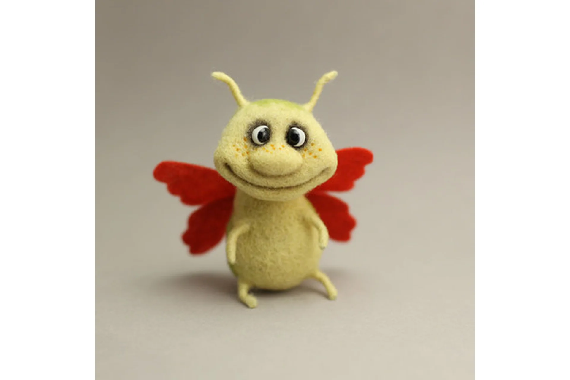 [Acicularis] Крошка-мотылек (Ирина Егорова), фото 1 из 1.