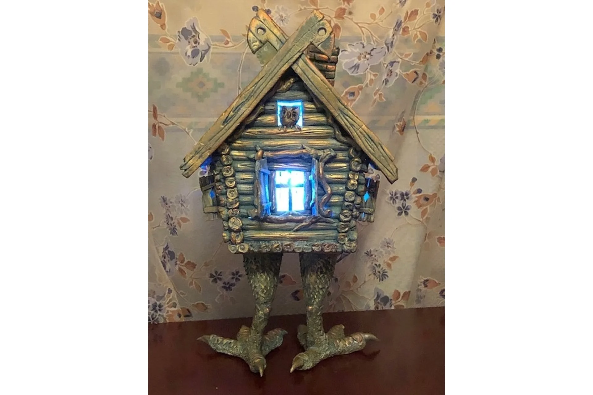 Домик для Яги.  Ночник/шкатулка  (Дмитрий Руденский), фото 1 из 1.