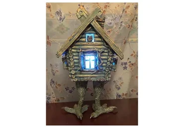 Домик для Яги.  Ночник/шкатулка  (Дмитрий Руденский)