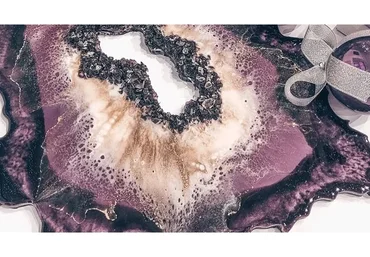 Срез камня из эпоксидной смолы (Маша Прапорщикова)