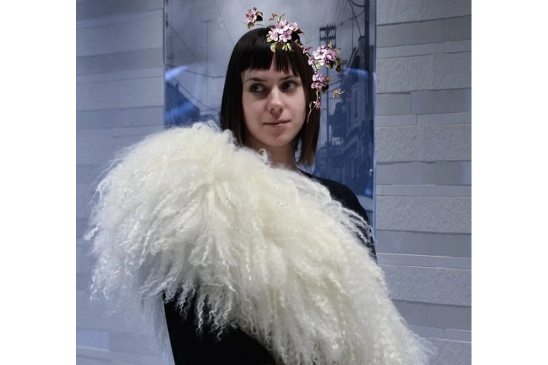 [Masterfelt] Белоснежный меховой воротник «Крылья Ангела»+«Работа с эко-мехом» (Наталия Луната), фото 1 из 1.